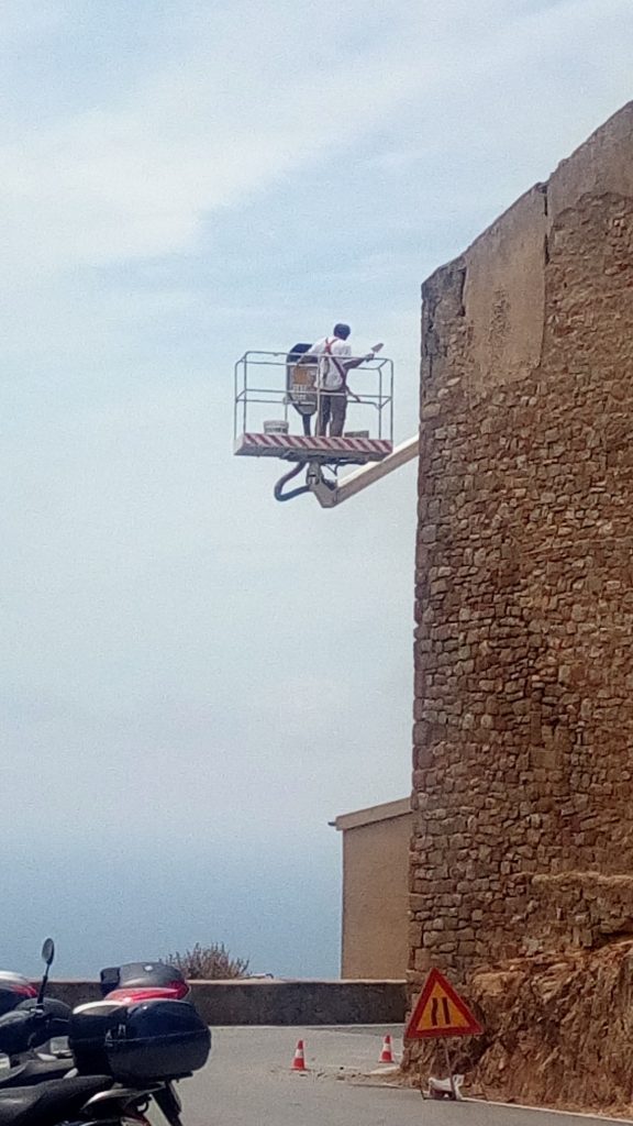 lavori manutenzione mura isola del giglio castello giglionews