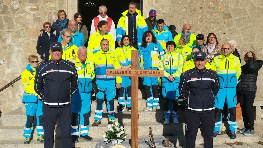 croce_giubilare_misericordia121125_11_rit