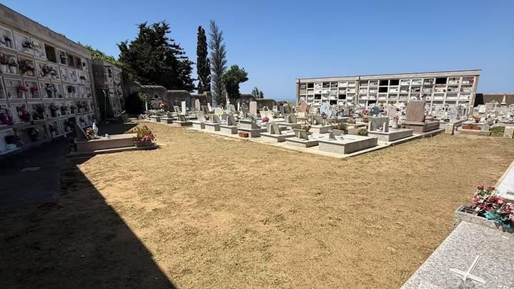 pulizia_cimitero_castello_270526_rit